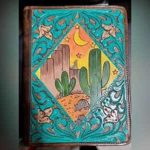 Handcrafted Tooled Leather XL Folio with Armadillo Design